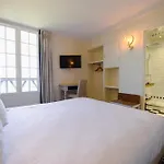 Pierre 3*