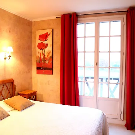 Pierre 3* Saint-Pierre-du-Vauvray