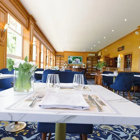 Hotel Pierre 3*