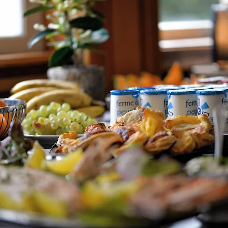 Pierre 3* Saint-Pierre-du-Vauvray