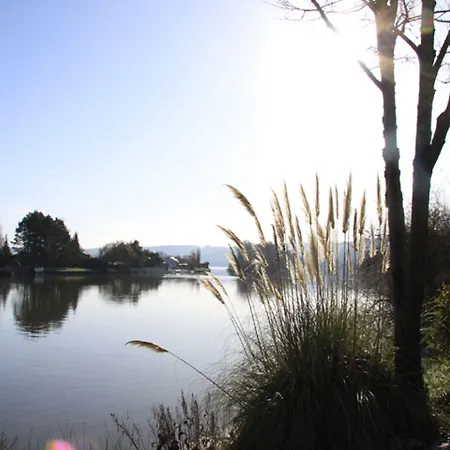 Pierre فندق Saint-Pierre-du-Vauvray