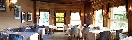 Pierre Hotel 3*