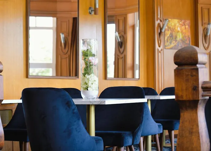 Pierre 3* Saint-Pierre-du-Vauvray