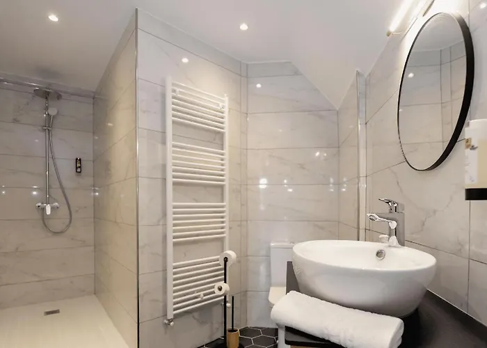 Pierre Hotel Saint-Pierre-du-Vauvray