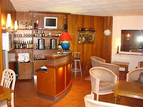 Pierre 3* Saint-Pierre-du-Vauvray